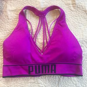 PUMA sports Bra Medium